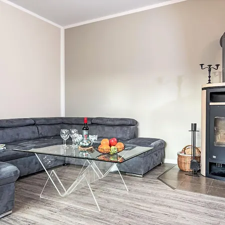 Johannika By Interhome Godern